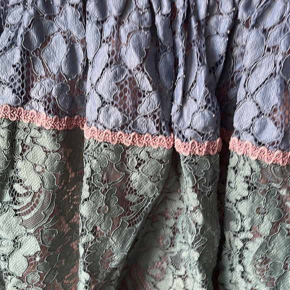 Alexis - Picture 4 of 6